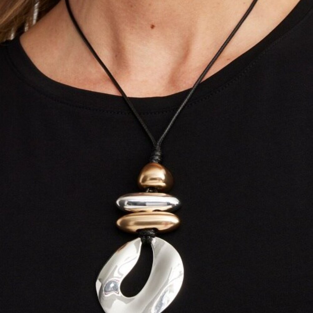 NWT Silver and Gold Tone Adjustable Pendant Necklace